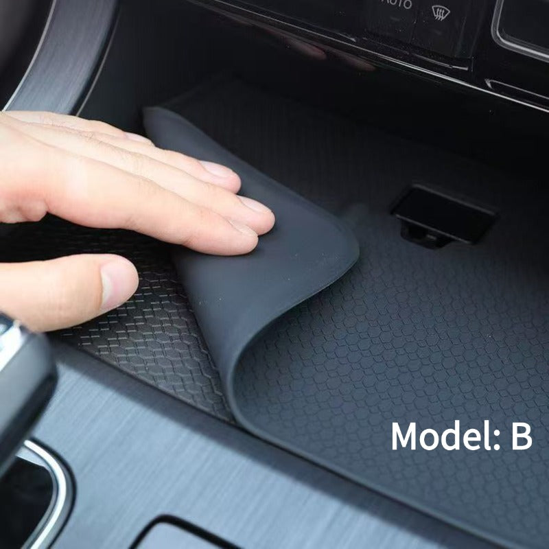 Car Armrest Storage Box & Charging Silicone Pad Suitable for GAC MOTOR GS8 (Trumpchi)